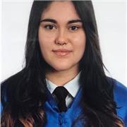 Bióloga con máster en profesorado de secundaria, con experiencia en clases particulares tanto a nivel secundaria como primaria.